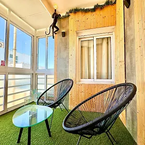 precioso-apartamento-con-terraza-chill-out.es-andalucia.com/