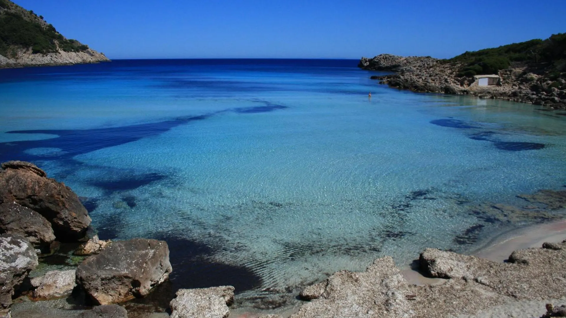 Apartment Apartaments La Perla Negra Cala Ratjada