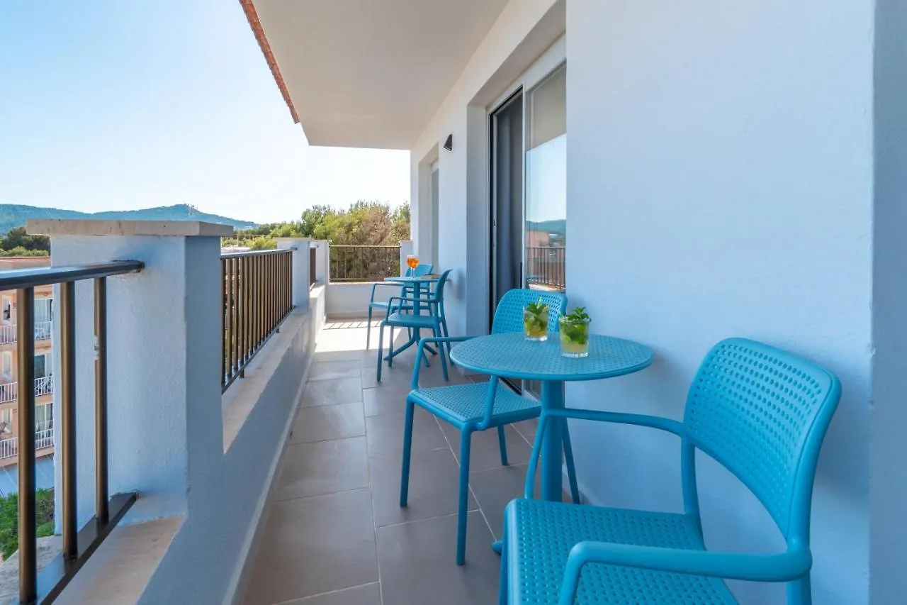 Apartaments La Perla Negra Cala Ratjada  Spain