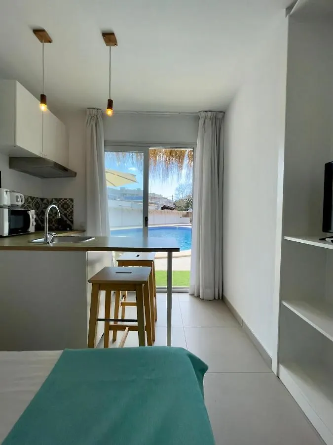 Apartment Apartaments La Perla Negra Cala Ratjada