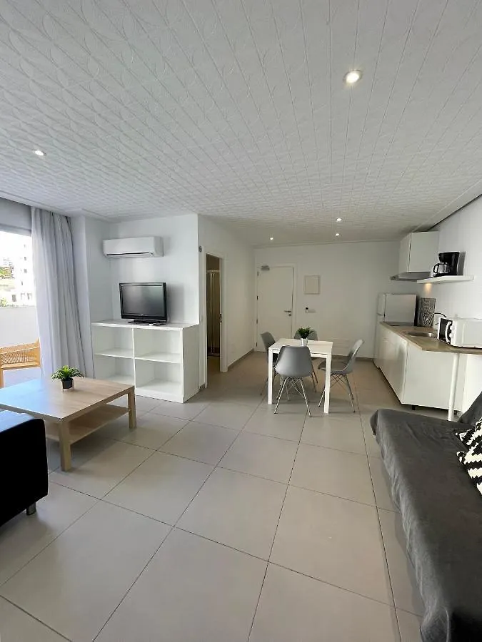 Apartaments La Perla Negra Cala Ratjada  Spain